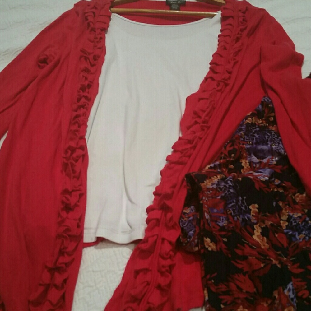 NWOT Long Ruffled Front Cardigan - Picture 2 of 4